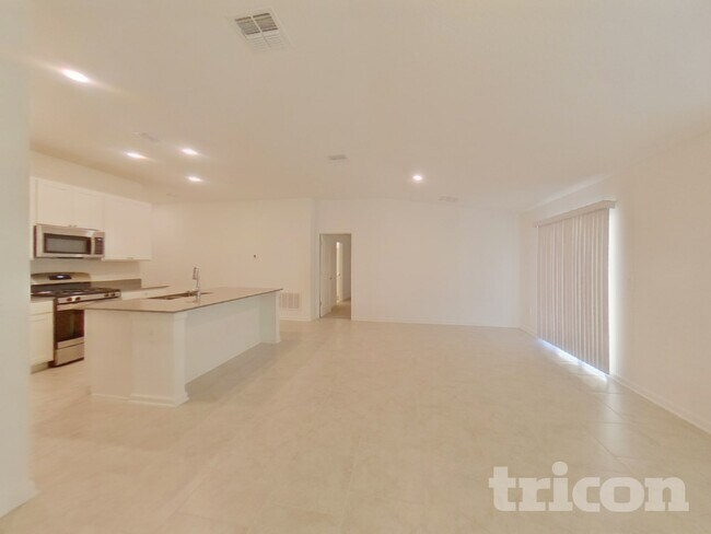 Photo - 34036 Sky Blossom Cir