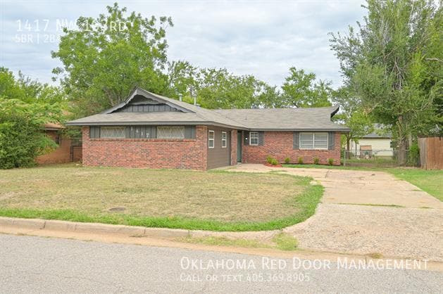 Photo - 1417 NW 103rd St House