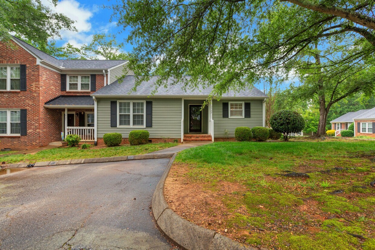 Photo - 529 Wentworth St (Mauldin, SC)