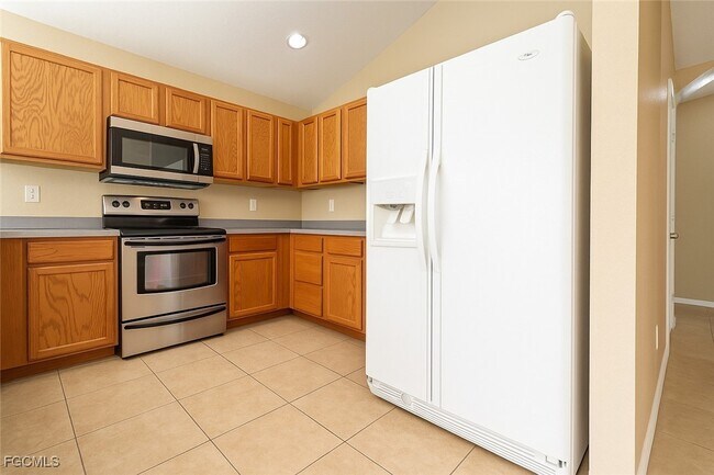 Photo - 351 Justice Ave