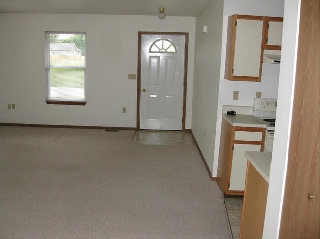 Photo - 947 Morey Dr Unit Duplex