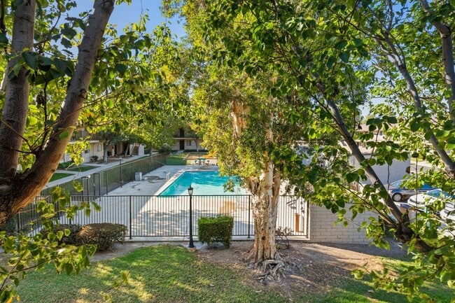 Aventine Court Apartment Homes