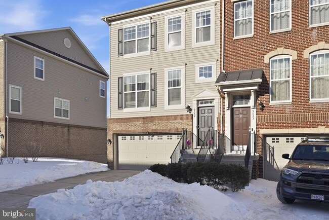 Photo - 9052 Isabel Ln