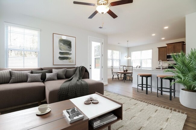 Photo - 135 Renwood Rd
