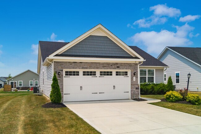 Photo - 84 Lucca Rd