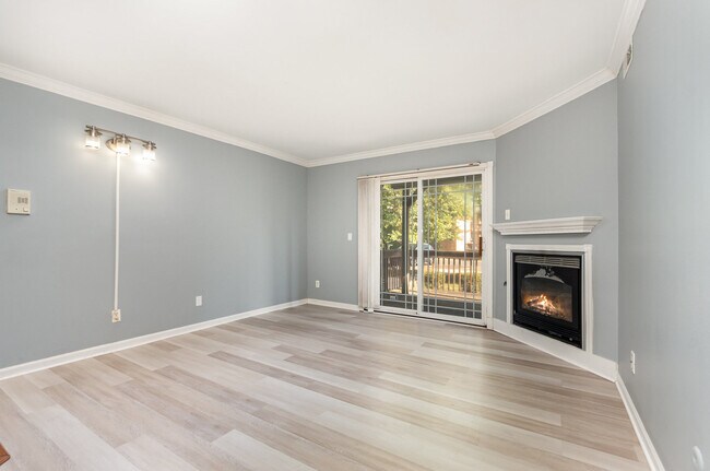 Photo - 1994 Tall Oaks Dr Unidad 1B