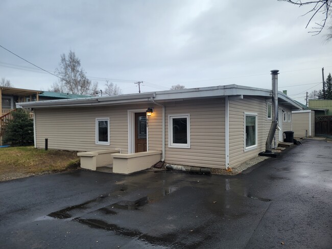 Photo - 840 4th Ave Casa