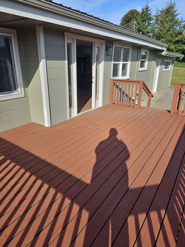 Photo - North Bend 3 bed/2 ba with stunning views!