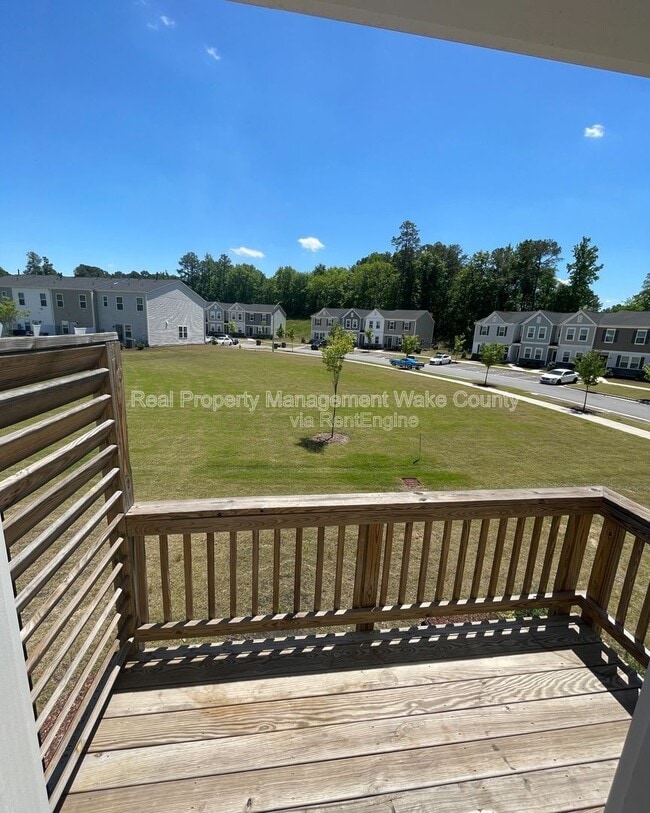 Photo - 2727 Chert Ln