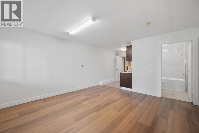 Photo - 547 E 12th Ave Unit Main Floor