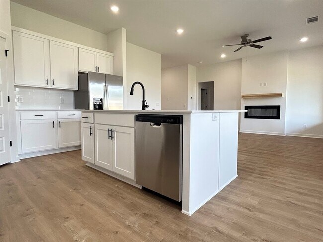 Photo - 522 N Goose Xing