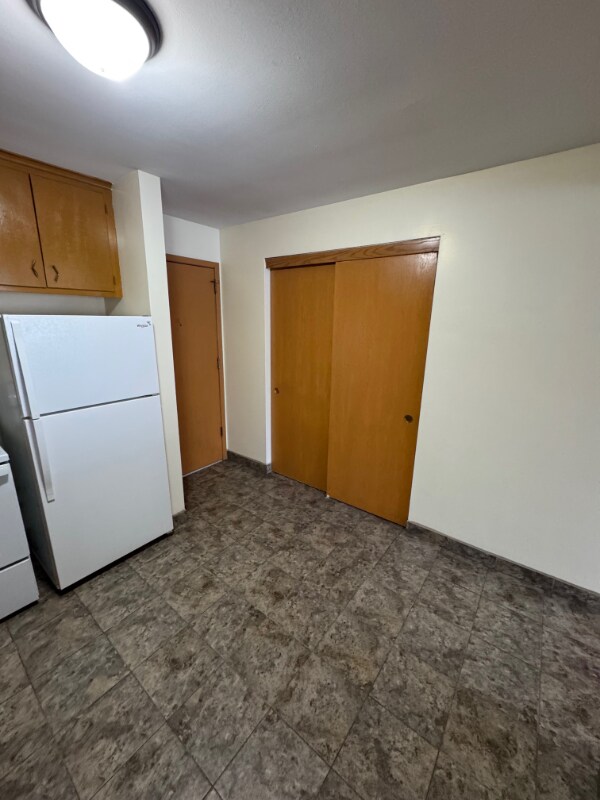 Photo - 556 Jenks Ave E Unit 7