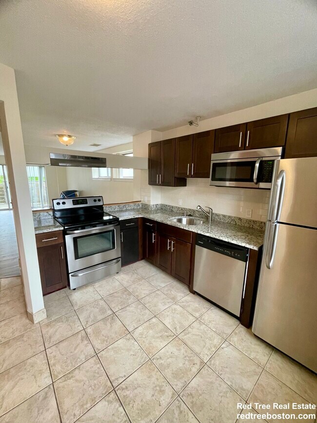 Photo - 144 North Beacon St Unit B2