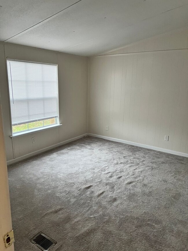 Photo - 3 BEDROOM, 2 BATH MODULAR HOME!