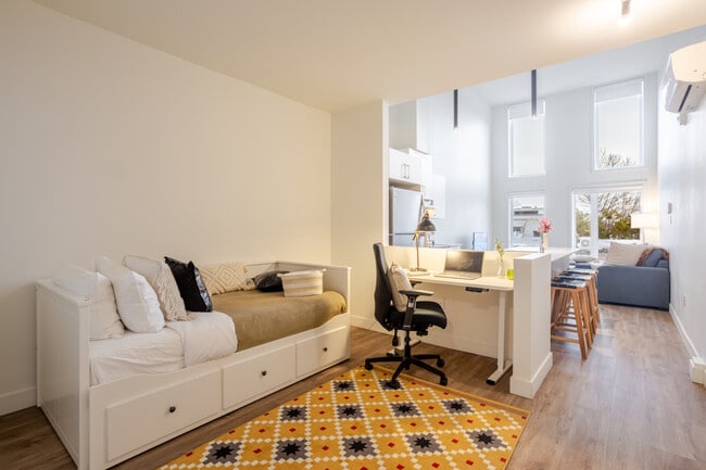 6775 Rue St-Hubert Unit SI ID1602244P