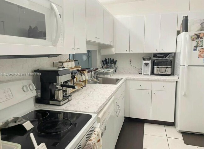 Photo - 8035 SW 107th Ave Unit 110