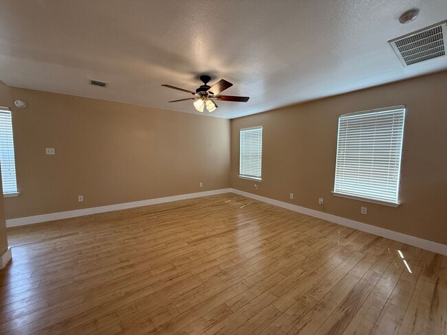 Photo - 5600 Lions Gate Ln