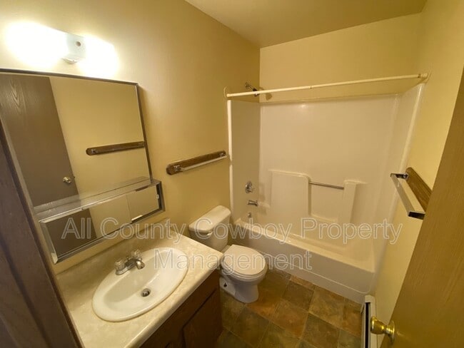 Photo - 3322 Joanna Brunner St Unit Apt A8