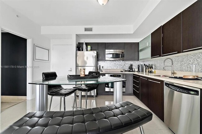 Photo - 90 SW 3rd St Unit 1807