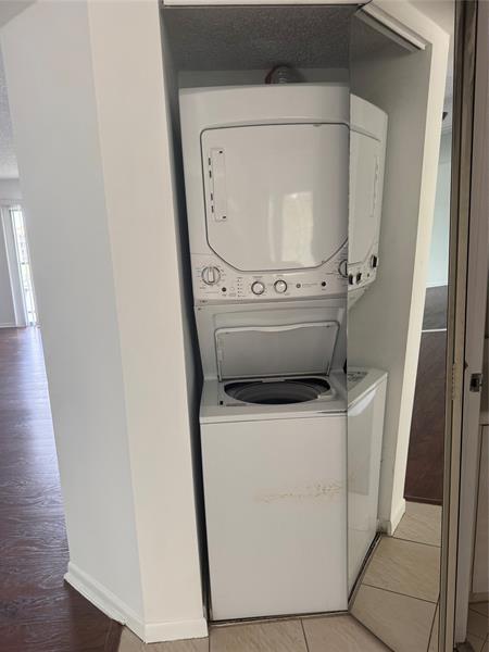Photo - 950 SW 138th Ave Unit 305
