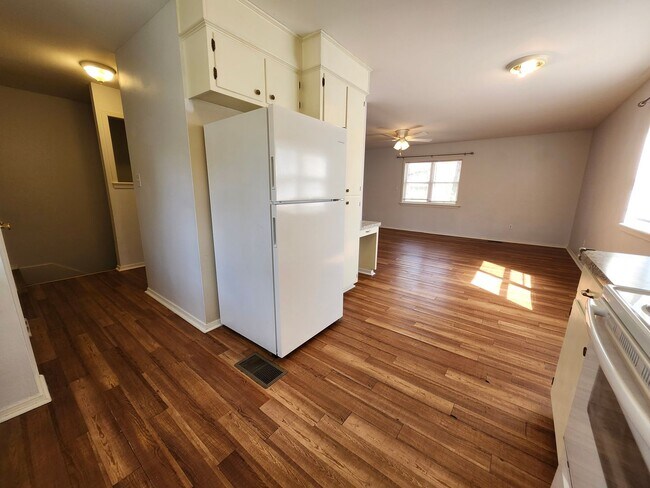 Photo - 900-902 West 16th St. Unit 900