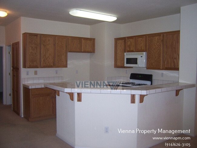 Building Photo - 1994 Expedition Way Rental