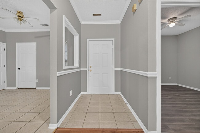 Photo - Charming 3-Bedroom Ranch in Avon!