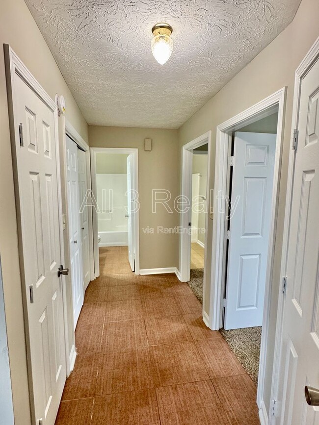 Photo - 5931 Brewbaker Blvd