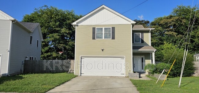 Building Photo - 3200 Armistead Dr Rental