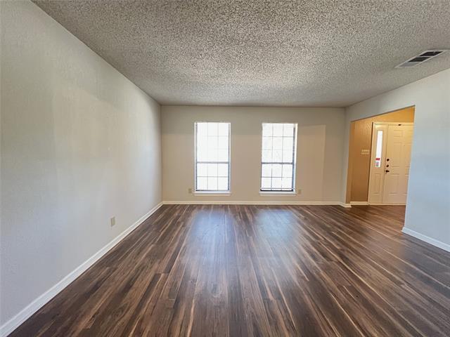 Photo - 2019 Longmeadow Ct