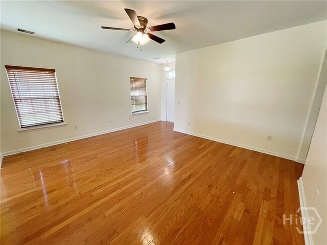 Photo - 50 Blue Oak Dr