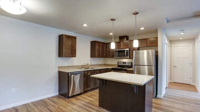 Photo - Waterside Apartments