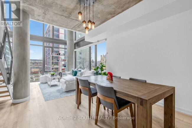 Photo - 95 Bathurst St Unit 225