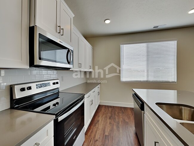 Photo - 965 N Rivermist Pl