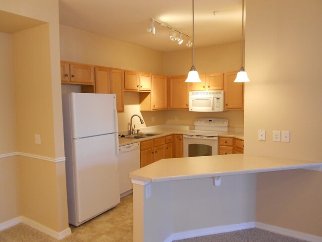 Photo - 2450 Windrow Dr Unit E101