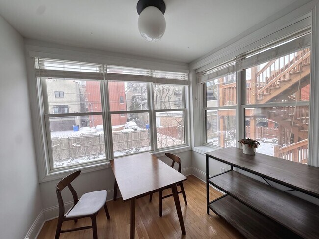 Photo - 1392 Waveland, LLC Unit 1