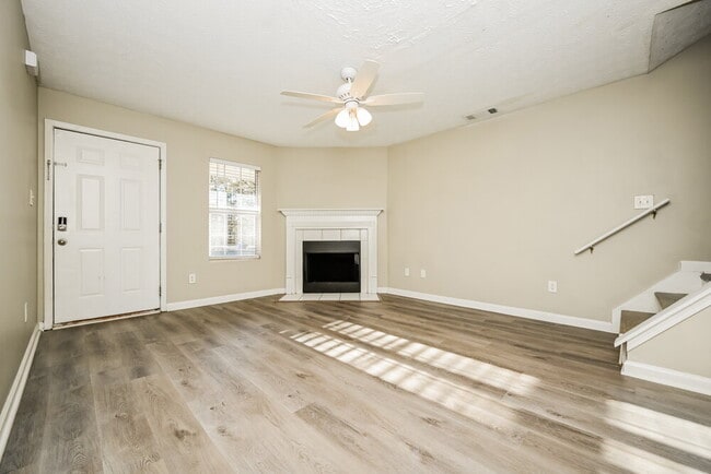 Photo - 745 Keys Ferry Rd