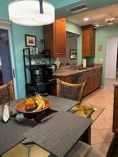 Full Kitchen - 5699 Sheffield Greene Cir Unit 5699