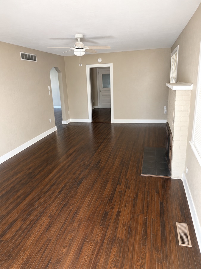 Photo - 1120 N Cedar St