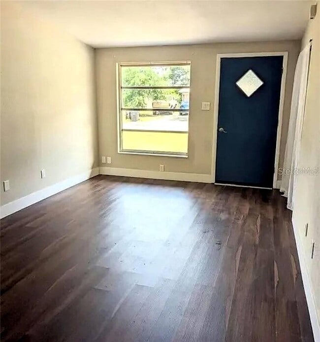 Photo - 2507 Coral Way