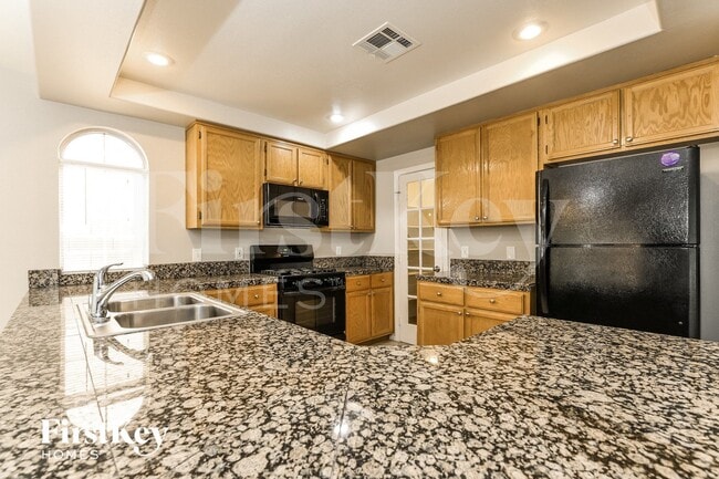 8333 Hollow Wharf Dr
