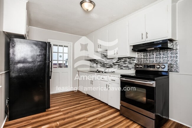 Photo - 1210 Carter St