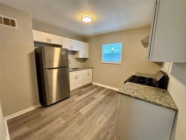 Photo - 1048 Washington St SW Unidad 1