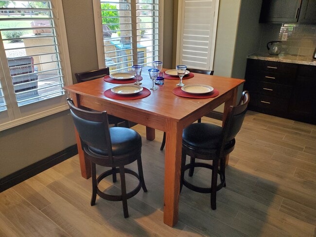 Breakfast nook