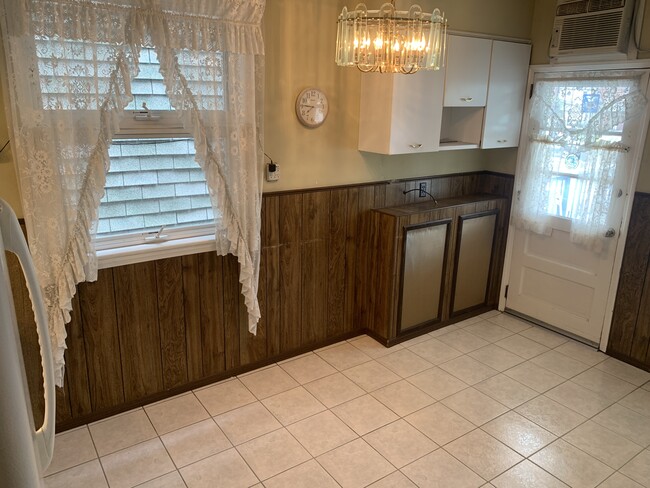 Photo - 1314 E Centre St