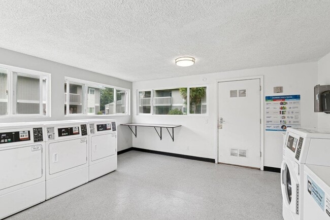 Photo - Sequoia Apartments