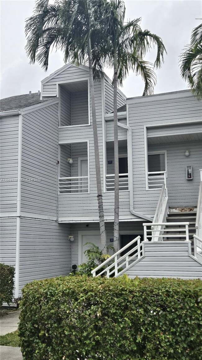 Photo - 3409 NW 44th St Unit 201
