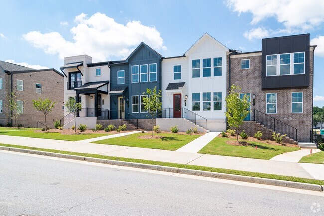 Building Photo - Main Street Townes at Lilburn Rental