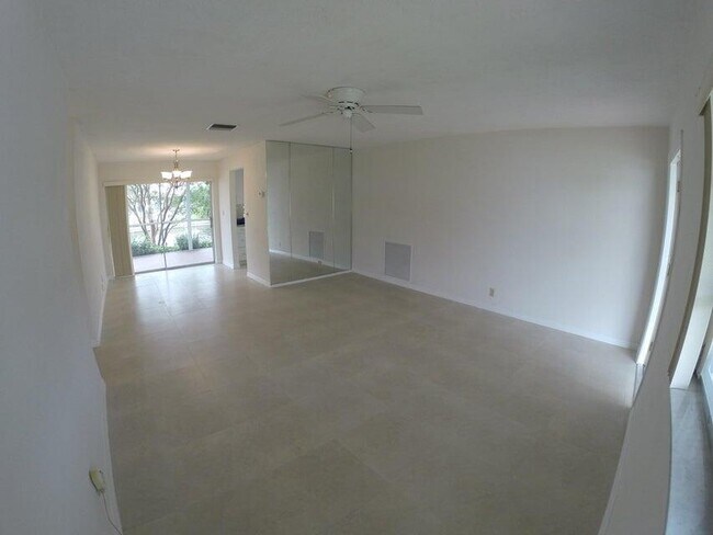 Photo - 4610 NW 47th St