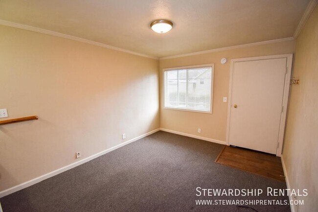 Photo - Efficiency Studio Near Campus! Unit 109